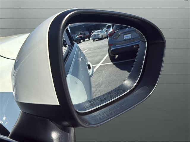 2023 Nissan Rogue SL photo 9