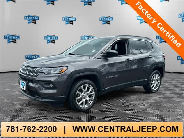 2022 Jeep Compass Latitude Lux's photo