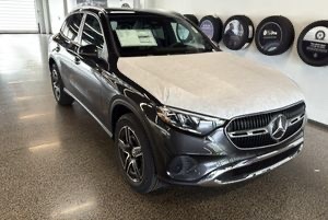2026 Mercedes-Benz GLC Base's photo