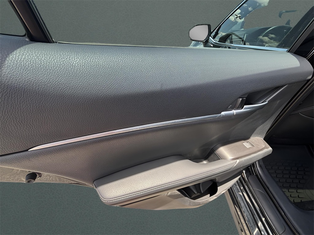 2024 Toyota Camry XSE photo 13