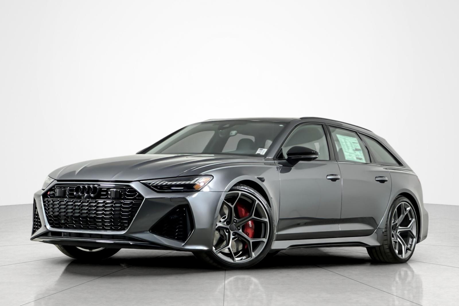 2026 Audi RS 6 Avant Base's photo