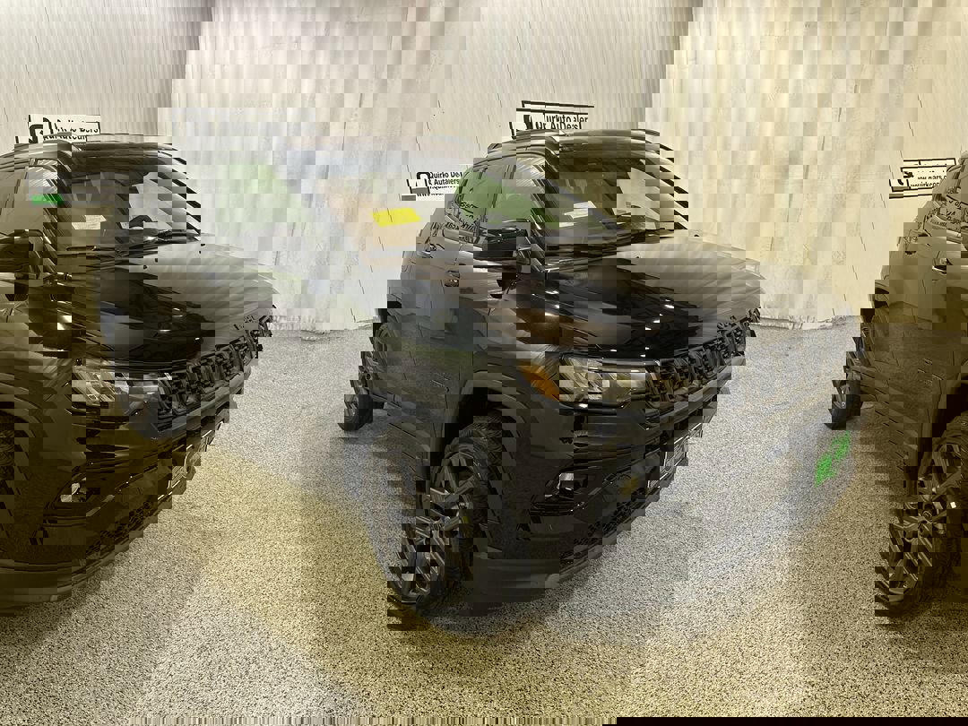 2026 Jeep Compass Limited Altitude's photo