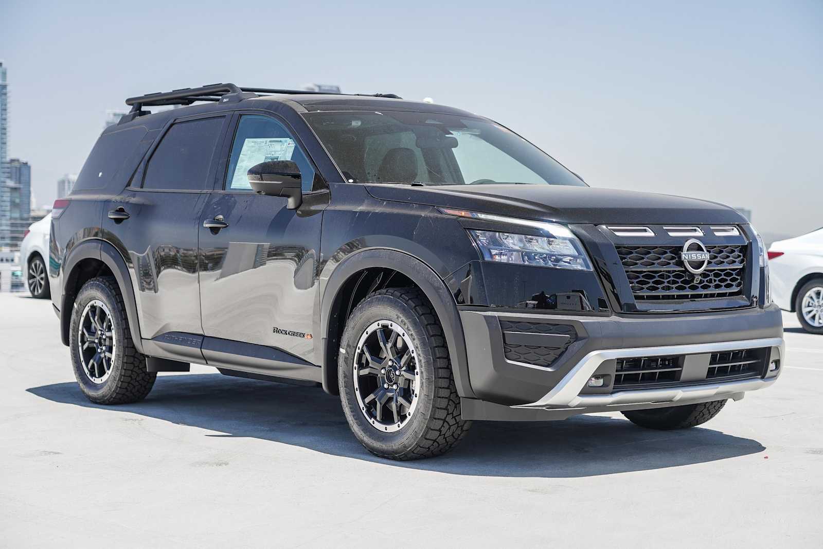 2025 Nissan Pathfinder Rock Creek photo 5