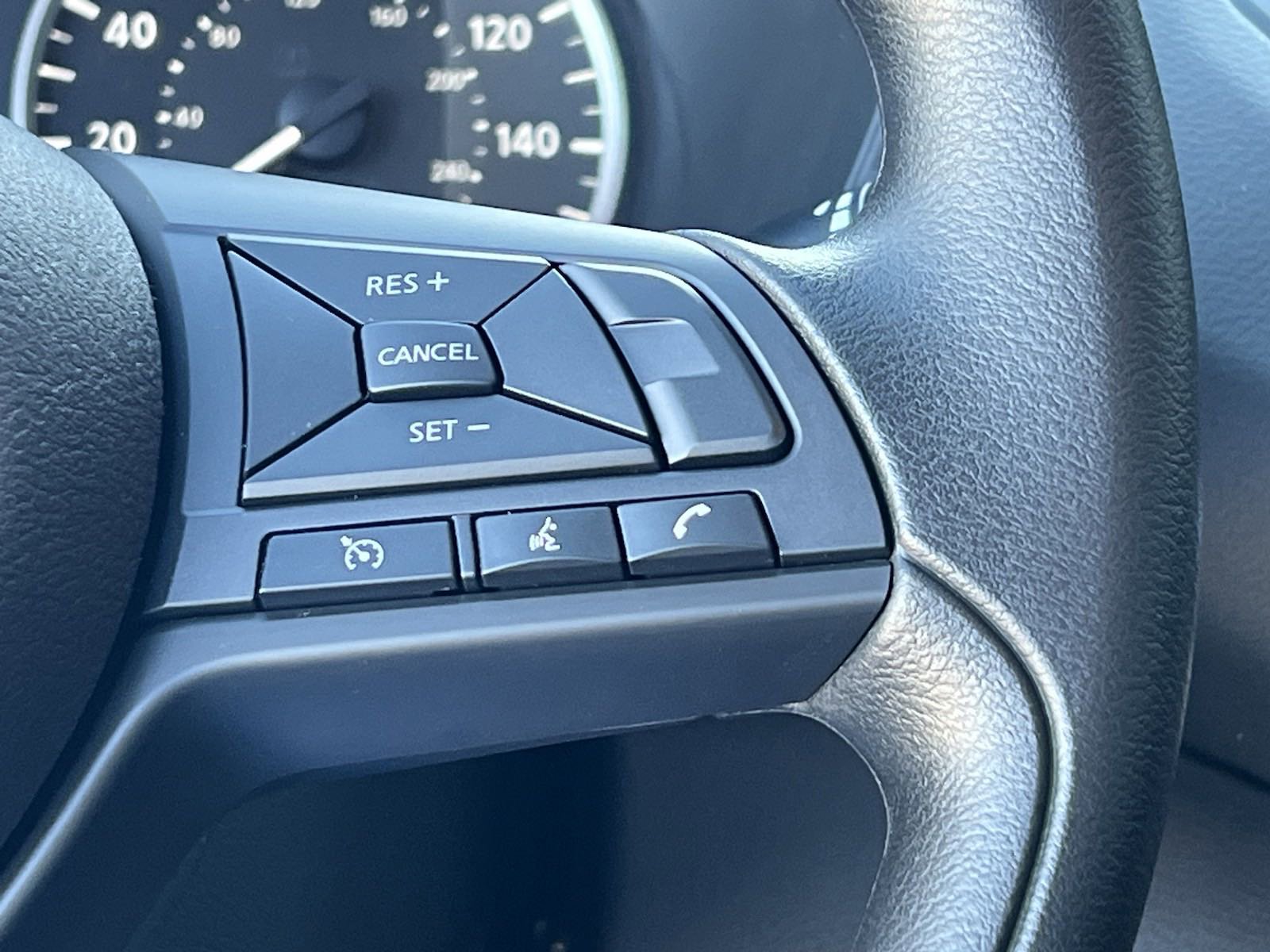 2025 Nissan Sentra S photo 11
