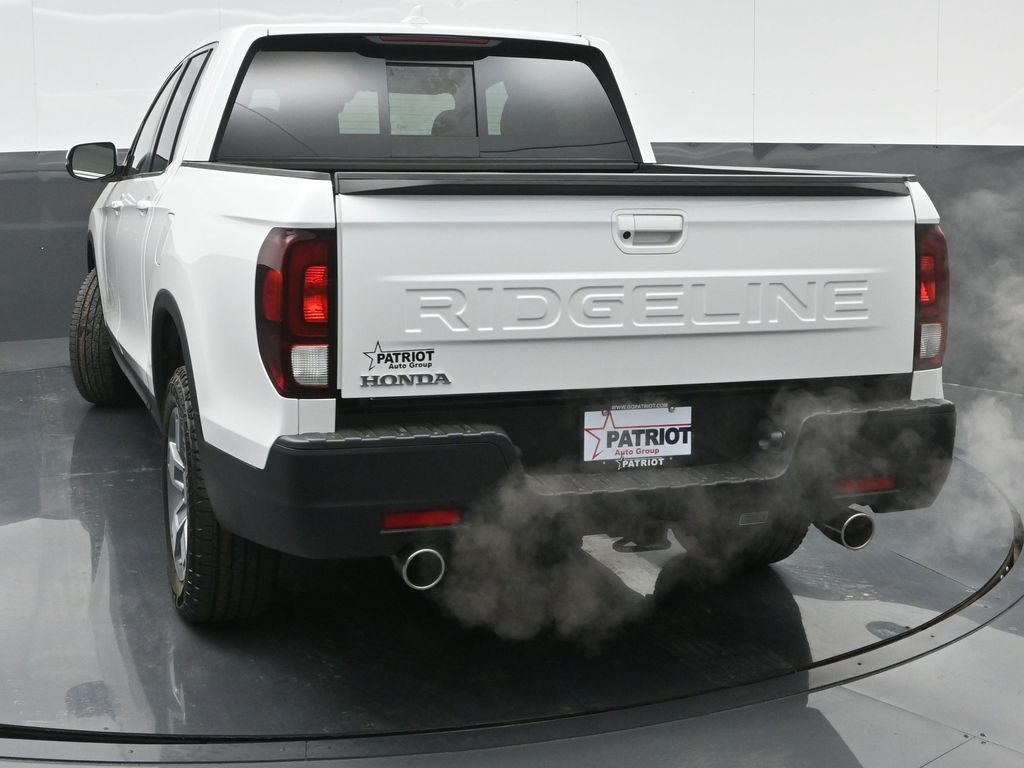 2025 Honda Ridgeline RTL photo 2