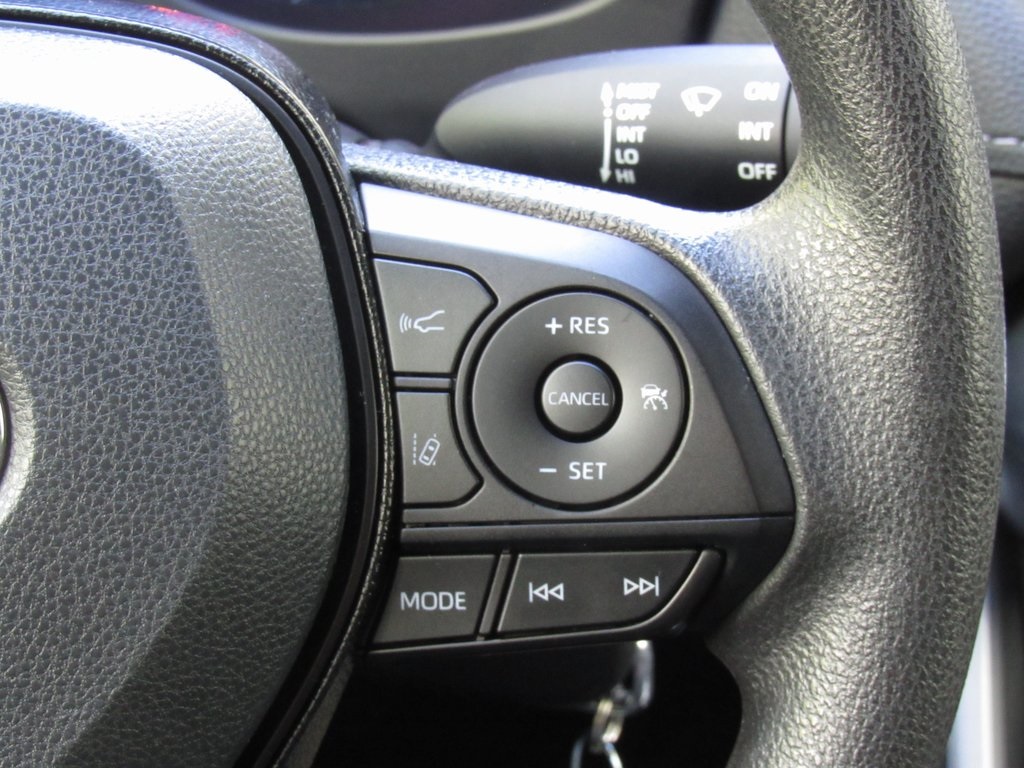 2021 Toyota RAV4 Hybrid LE photo 24