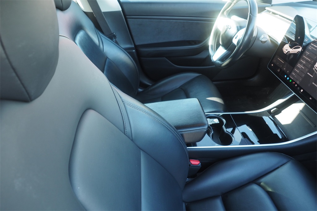 2018 Tesla Model 3 Long Range photo 22