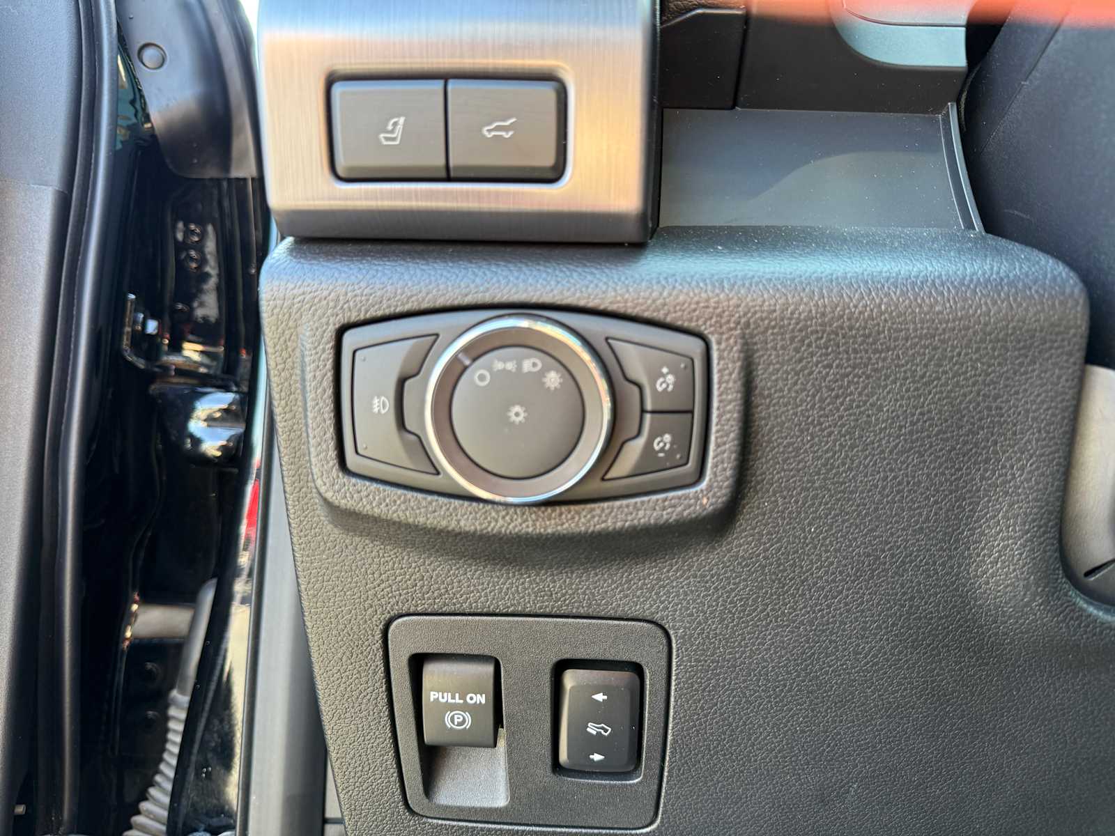 2018 Ford Expedition Platinum photo 19