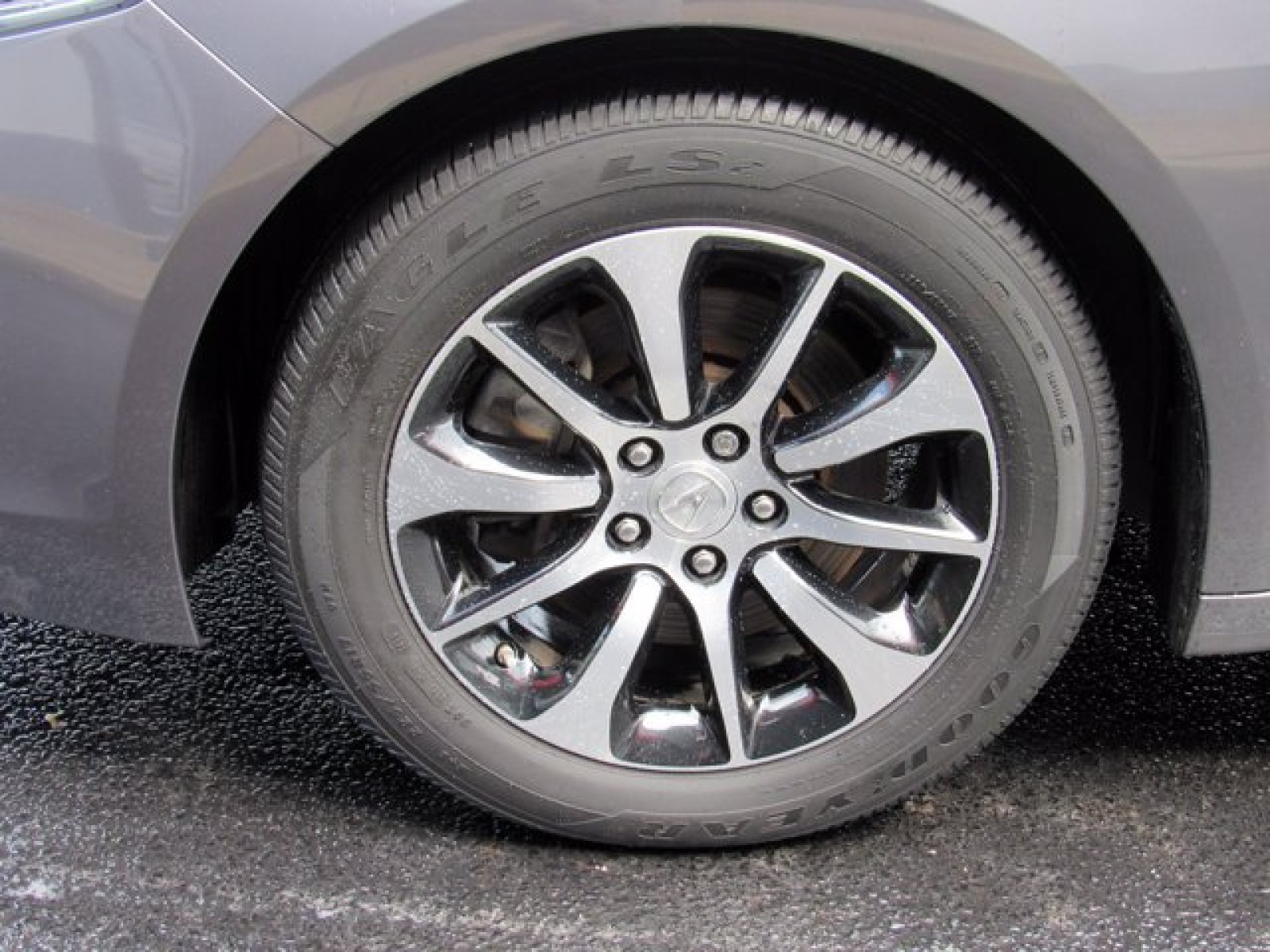 2017 Acura TLX Base photo 19