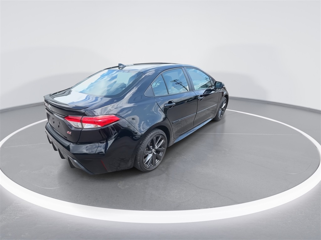 2023 Toyota Corolla SE photo 8