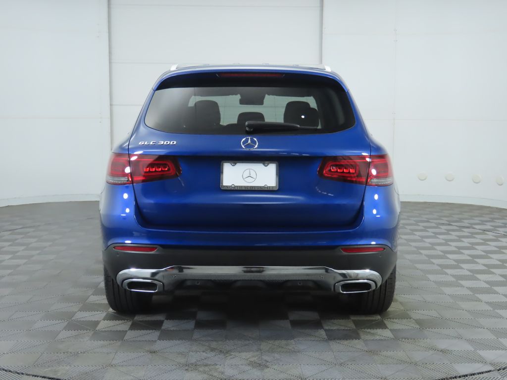 2022 Mercedes Benz GLC 300 photo 6