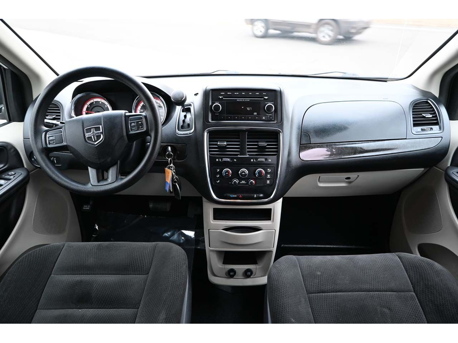 2016 Dodge Grand Caravan SE photo 21