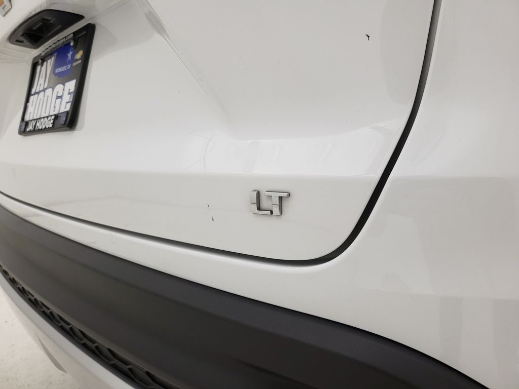 2024 Chevrolet Trax LT photo 11