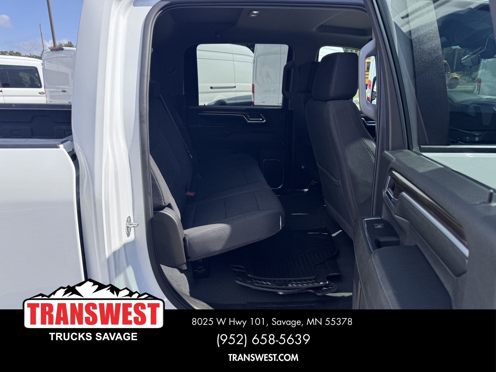 2024 Chevrolet Silverado 2500HD LT photo 16