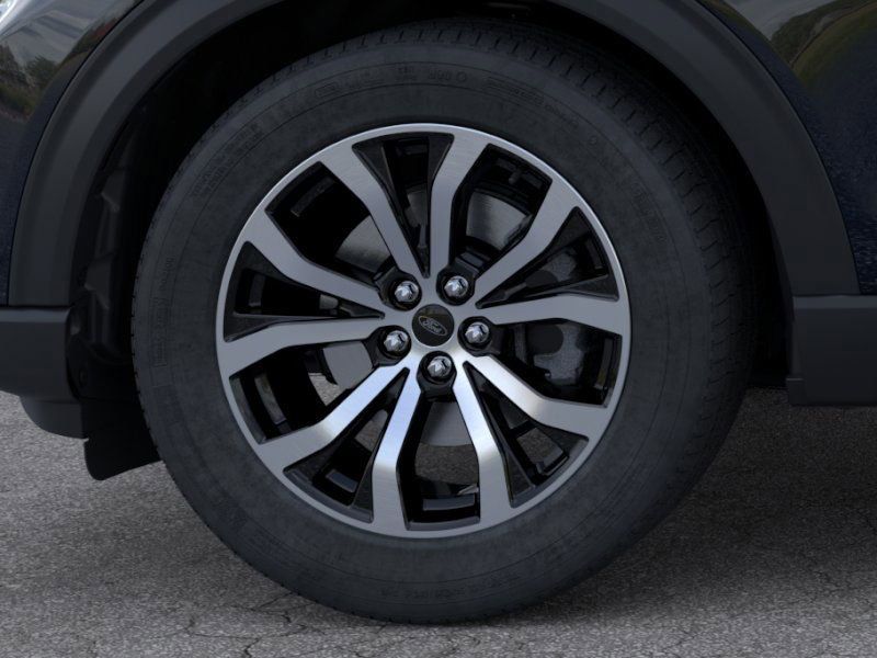 2025 Ford Explorer ST-Line photo 17