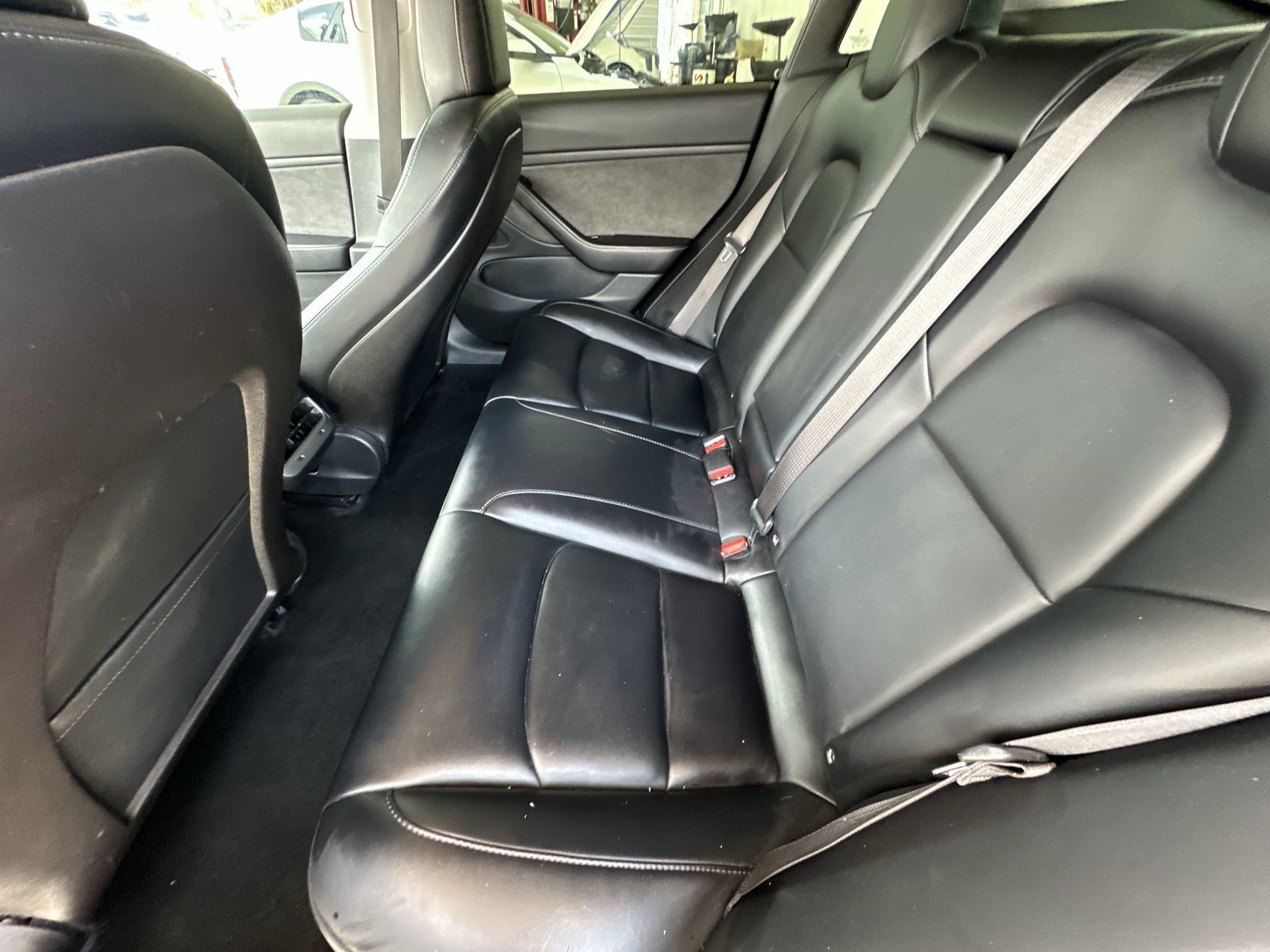 2018 Tesla Model 3 Long Range photo 24
