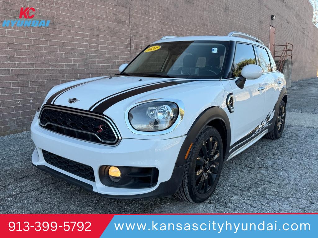 2019 MINI Countryman S's photo