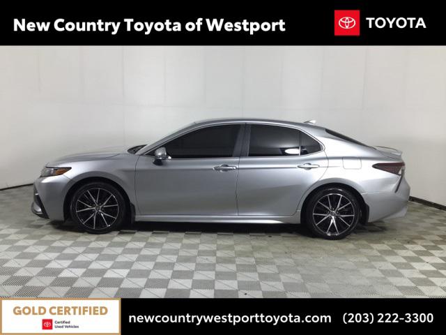 2023 Toyota Camry SE photo 4