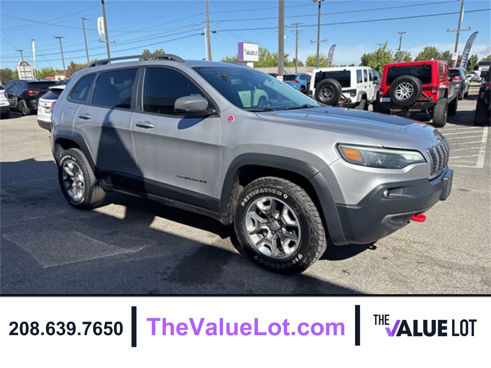 2019 Jeep Cherokee Trailhawk photo 2