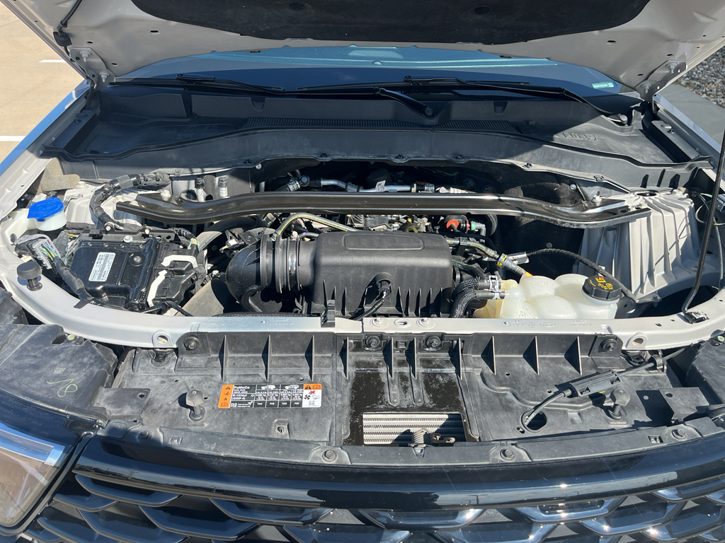 2022 Ford Explorer ST-Line photo 21