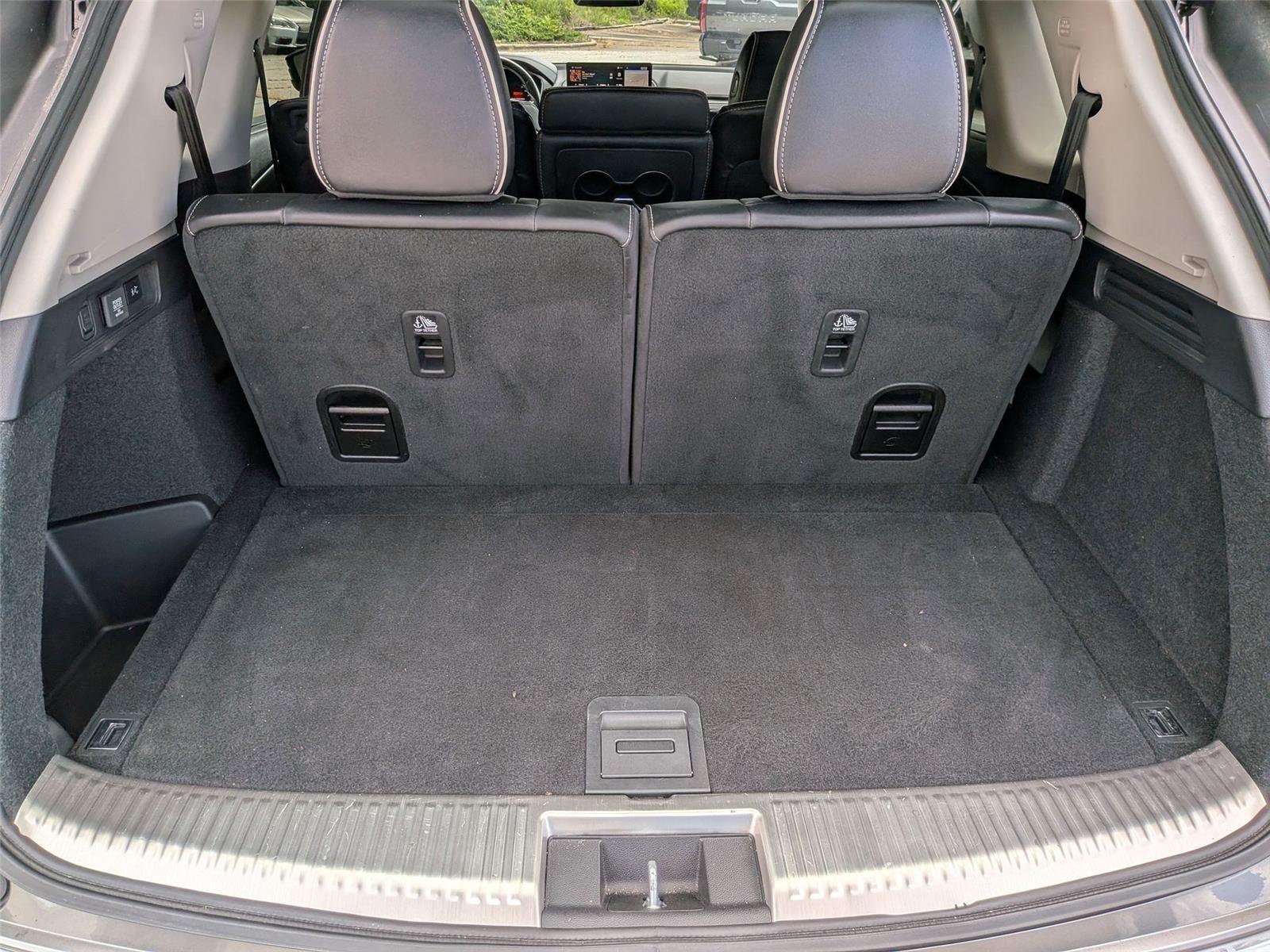 2022 Acura MDX Advance photo 34