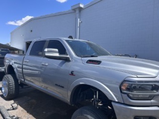 Used 2020  Ram Laramie image 1
