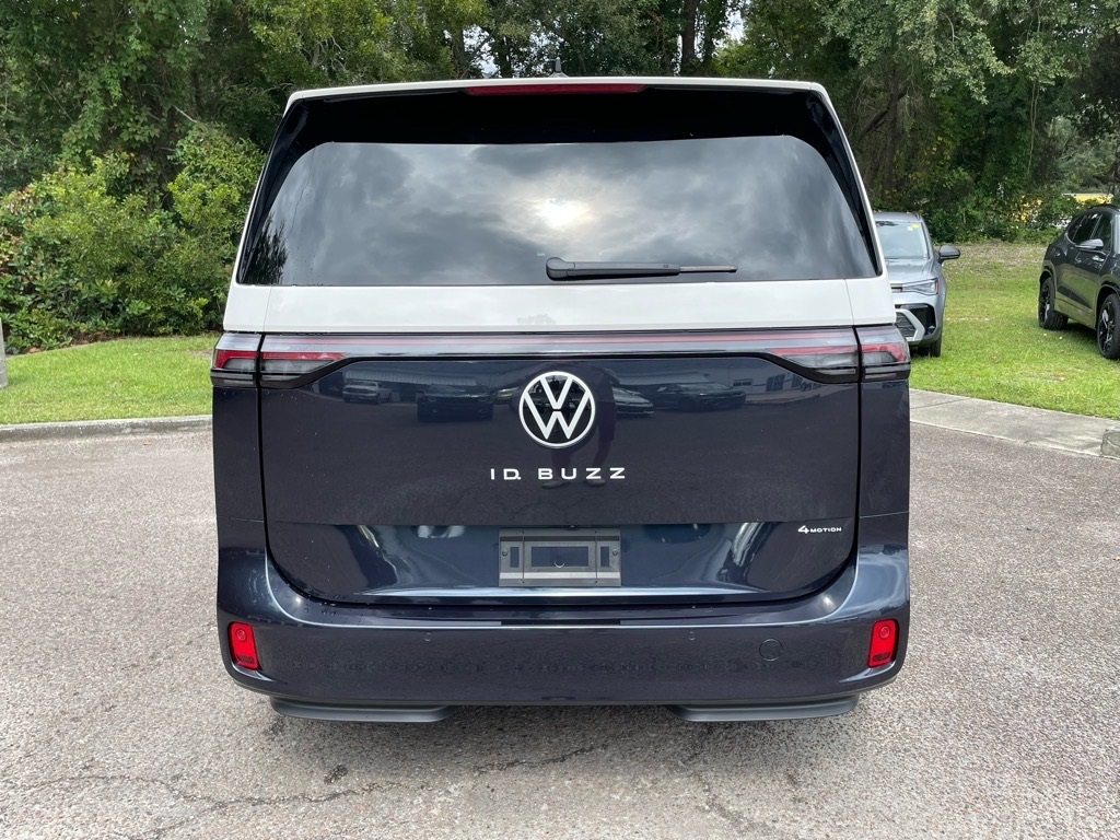 2025 Volkswagen ID. Buzz Pro Plus photo 22