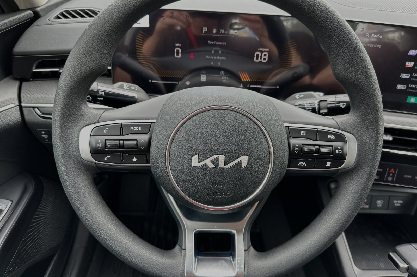 2025 Kia K5 LXS photo 18