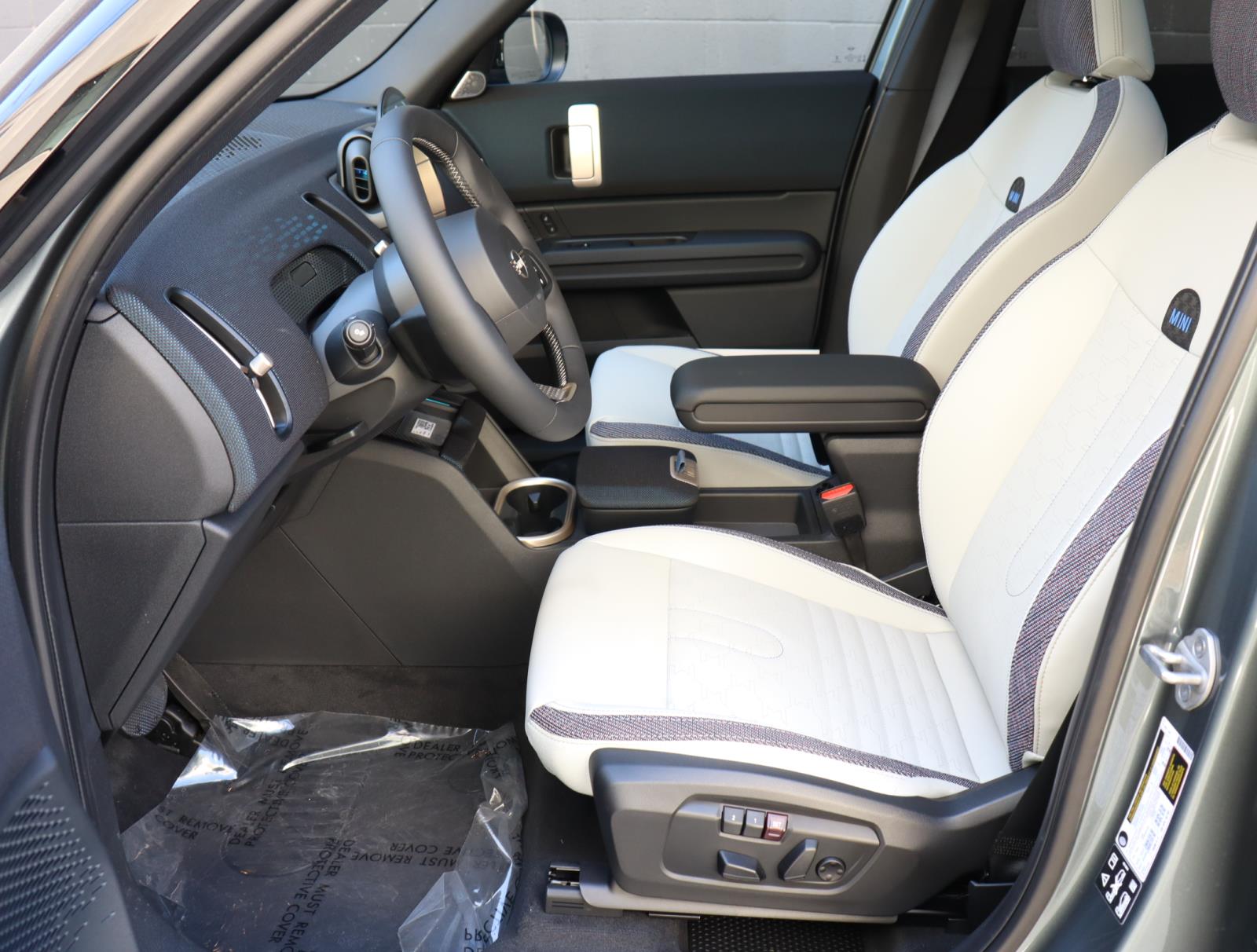2025 Mini Countryman S ALL4 photo 15
