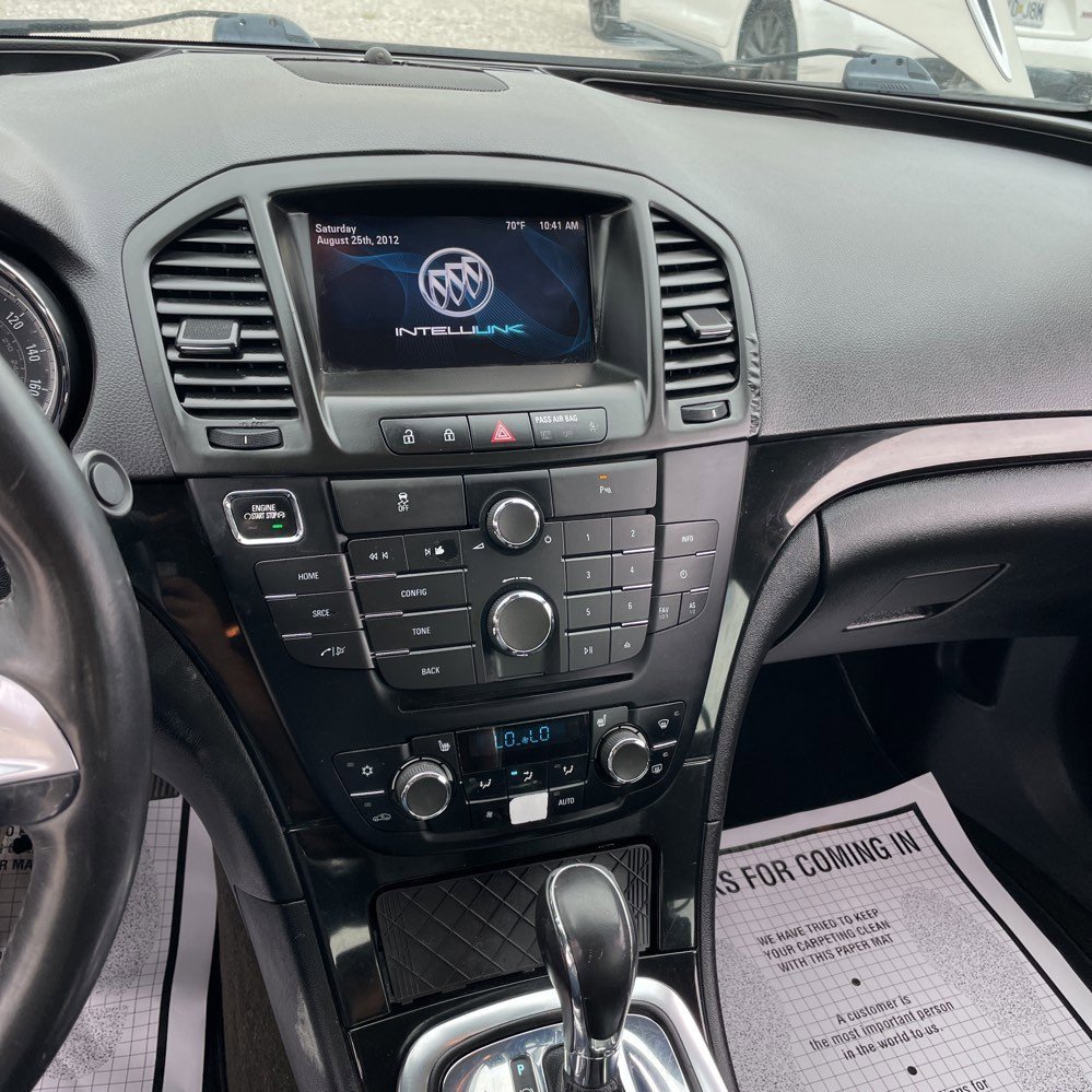 2013 Buick Regal Premium I photo 15