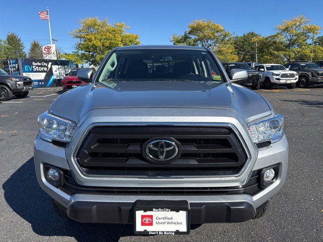 2022 Toyota Tacoma SR5 photo 8