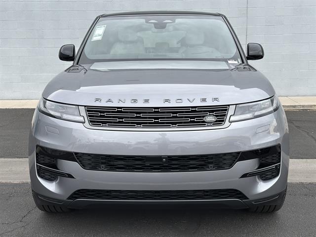 2025 Land Rover Range Rover Sport P360 SE photo 3
