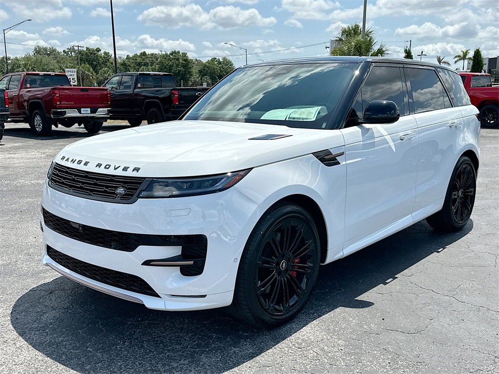 2025 Land Rover Range Rover Sport SE photo 3