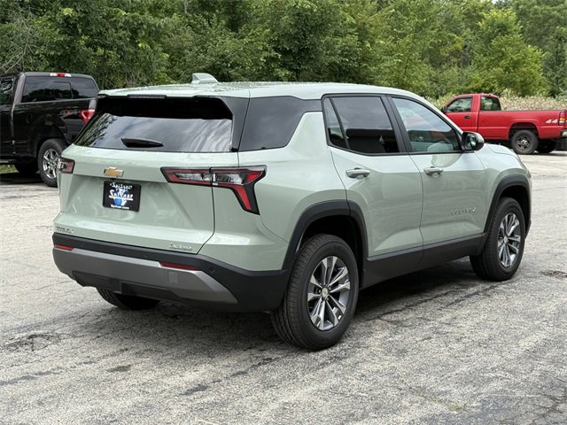2026 Chevrolet Equinox LT photo 4
