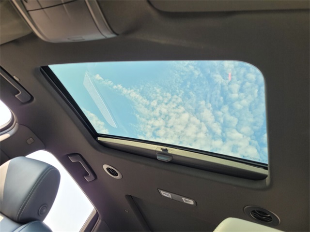 2023 Buick Enclave Essence photo 6