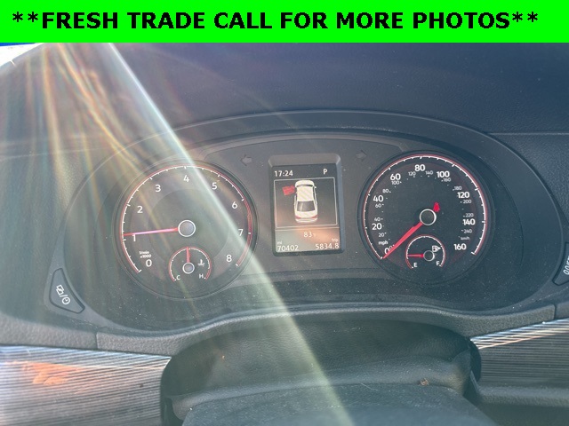 2021 Volkswagen Passat 2.0T R-Line photo 2