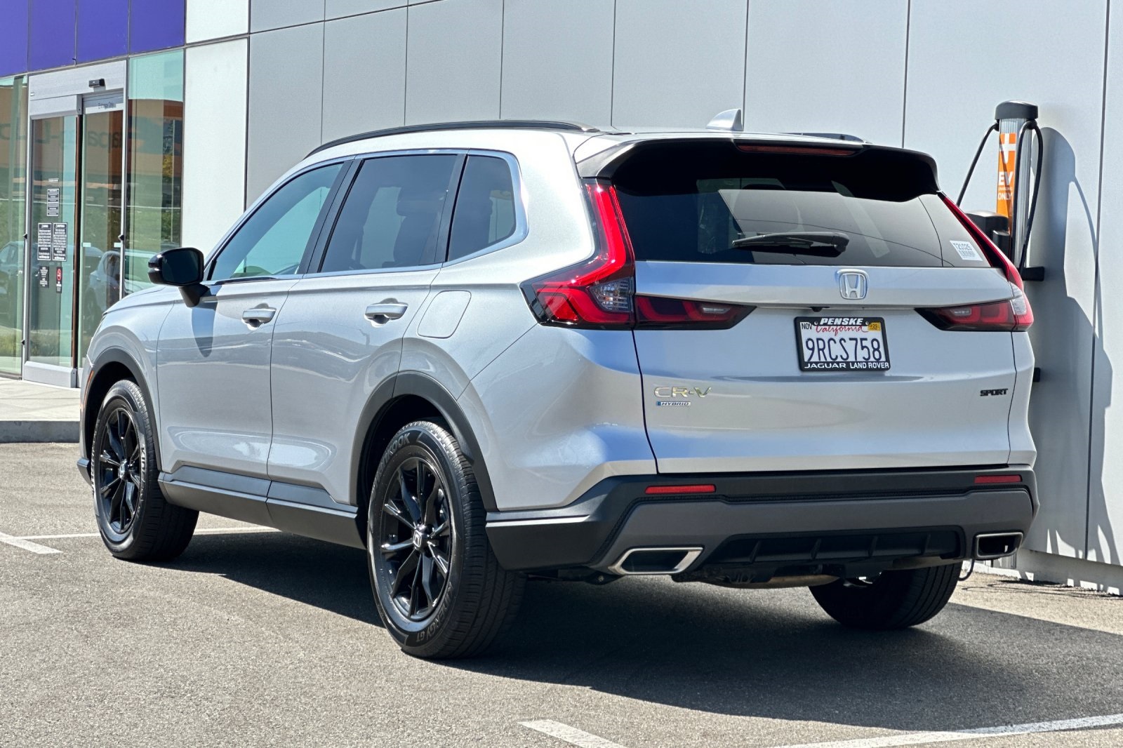 2025 Honda CR-V Hybrid Sport photo 2