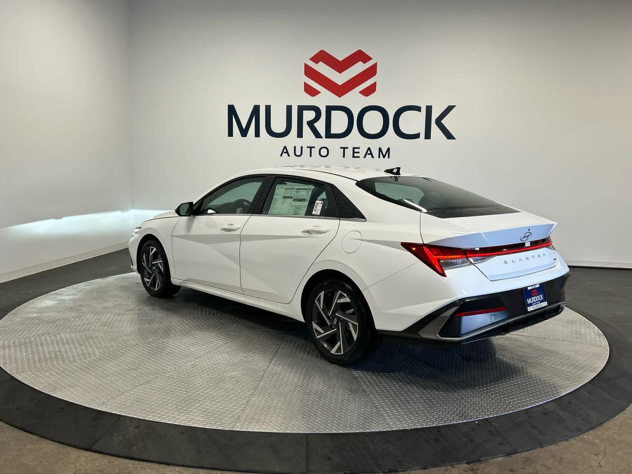 2025 Hyundai Elantra Hybrid Limited photo 4