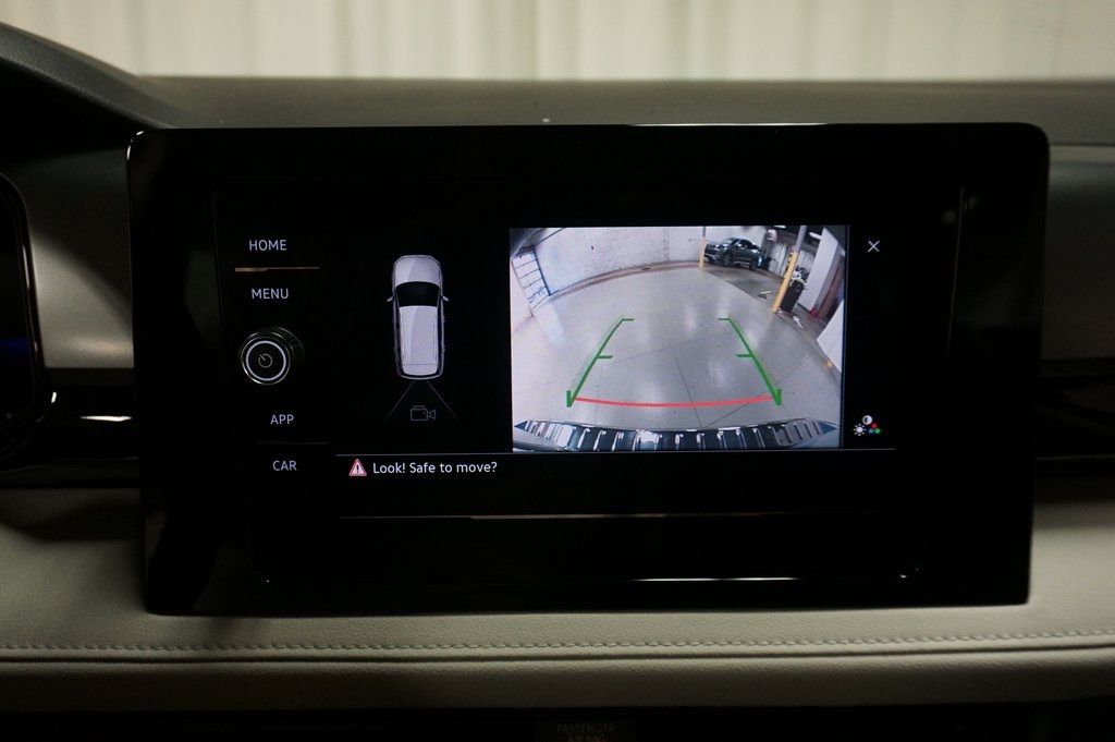 2025 Volkswagen Taos S photo 15