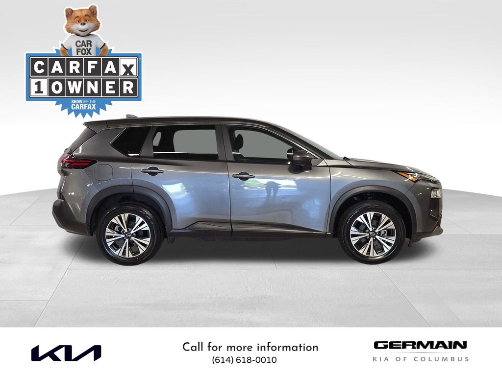 2023 Nissan Rogue SV photo 4