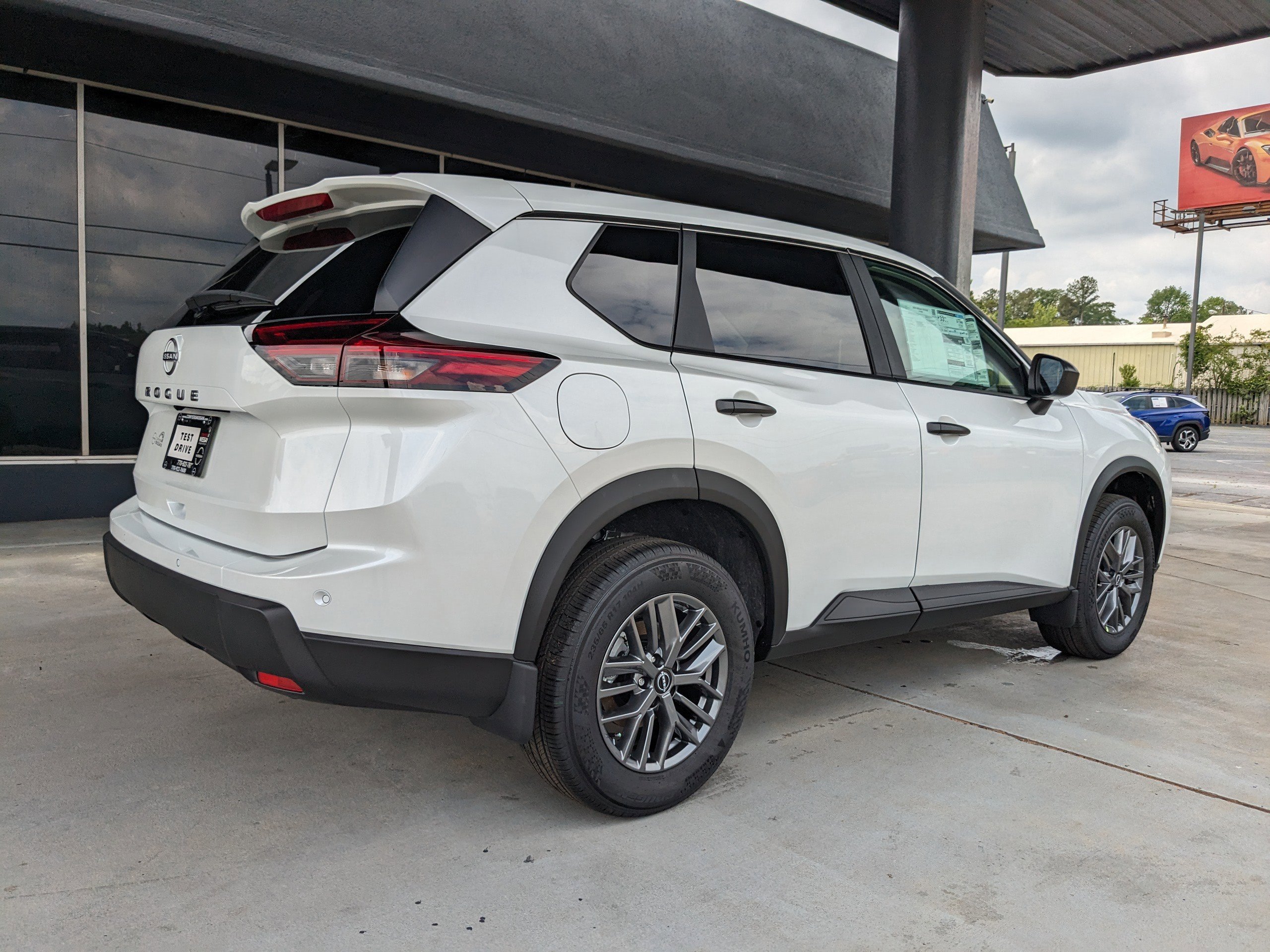 2025 Nissan Rogue S photo 2