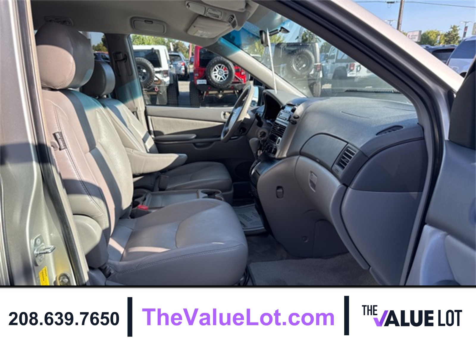 2007 Toyota Sienna LE photo 13