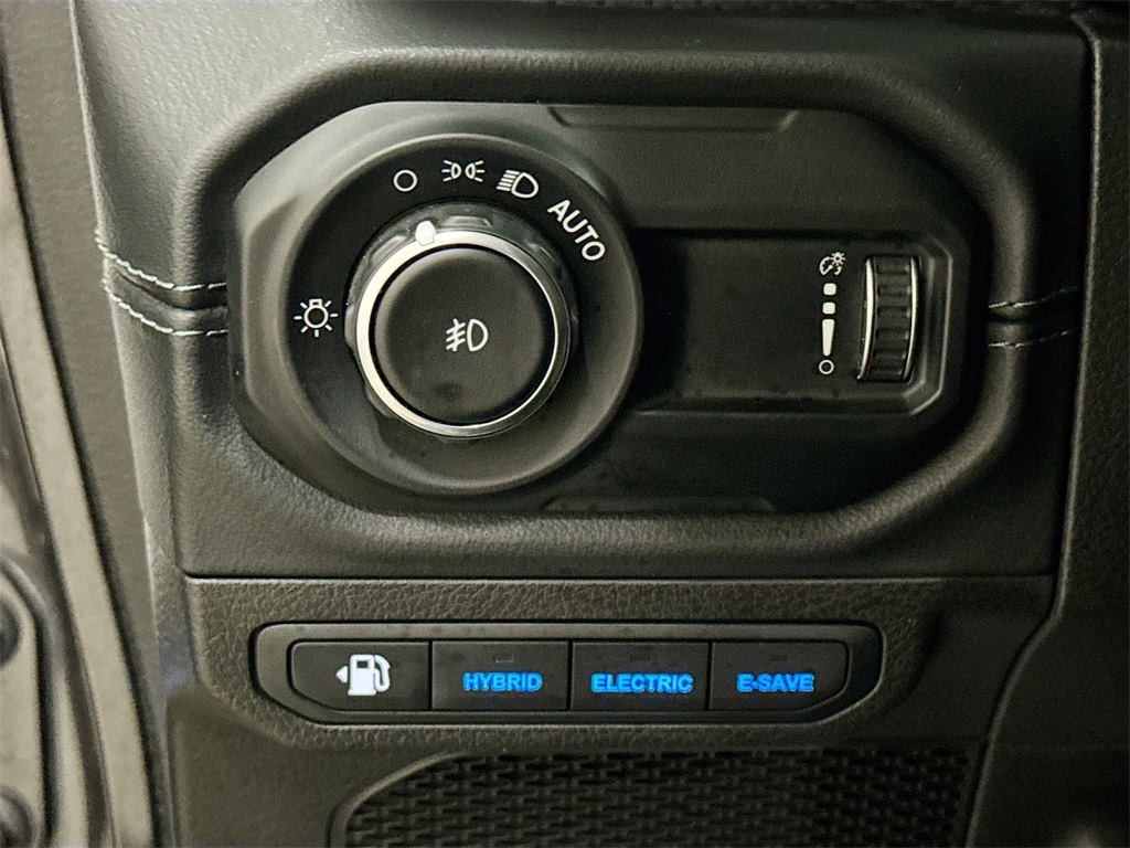 2024 Jeep Wrangler Rubicon 4xe photo 36