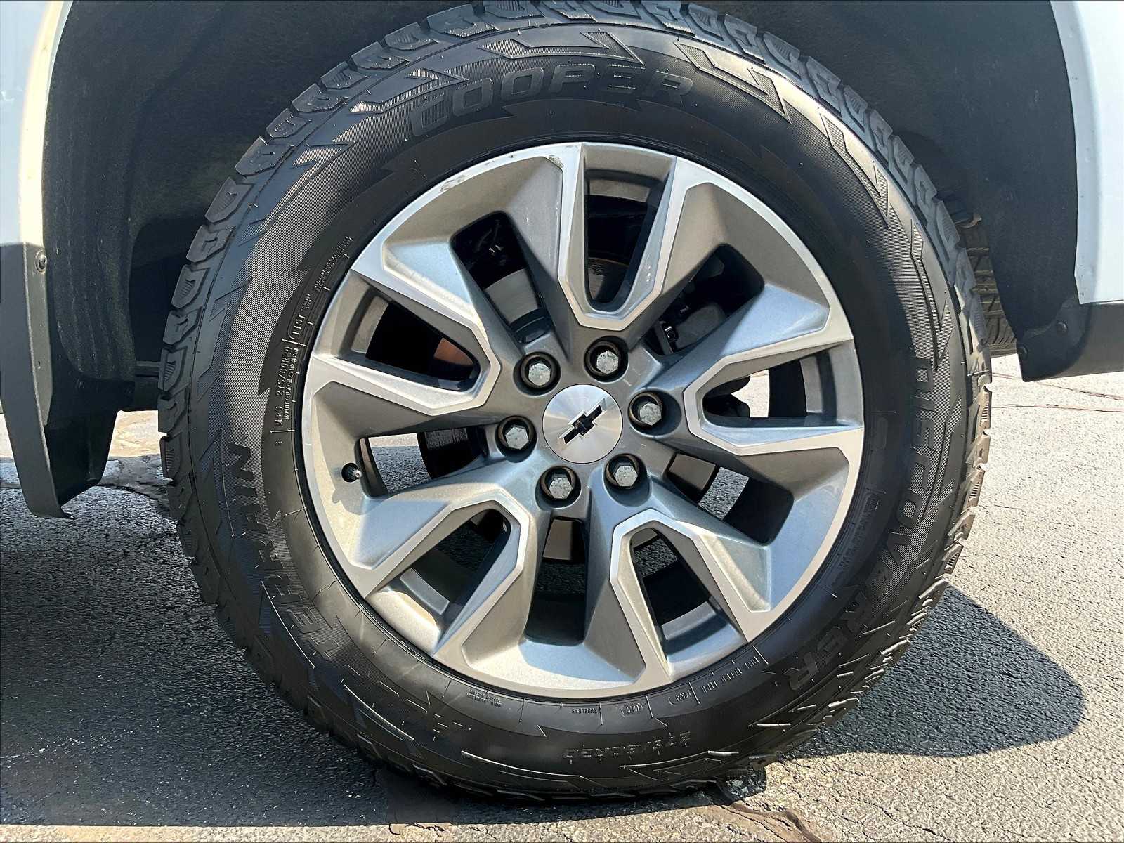 2022 Chevrolet Silverado 1500 RST photo 7