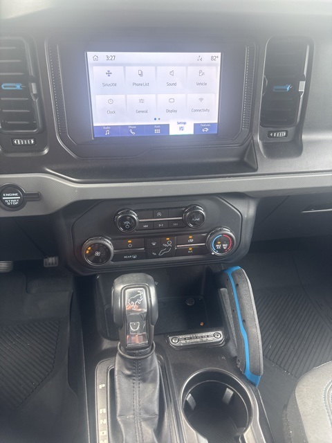 2022 Ford Bronco Black Diamond photo 5