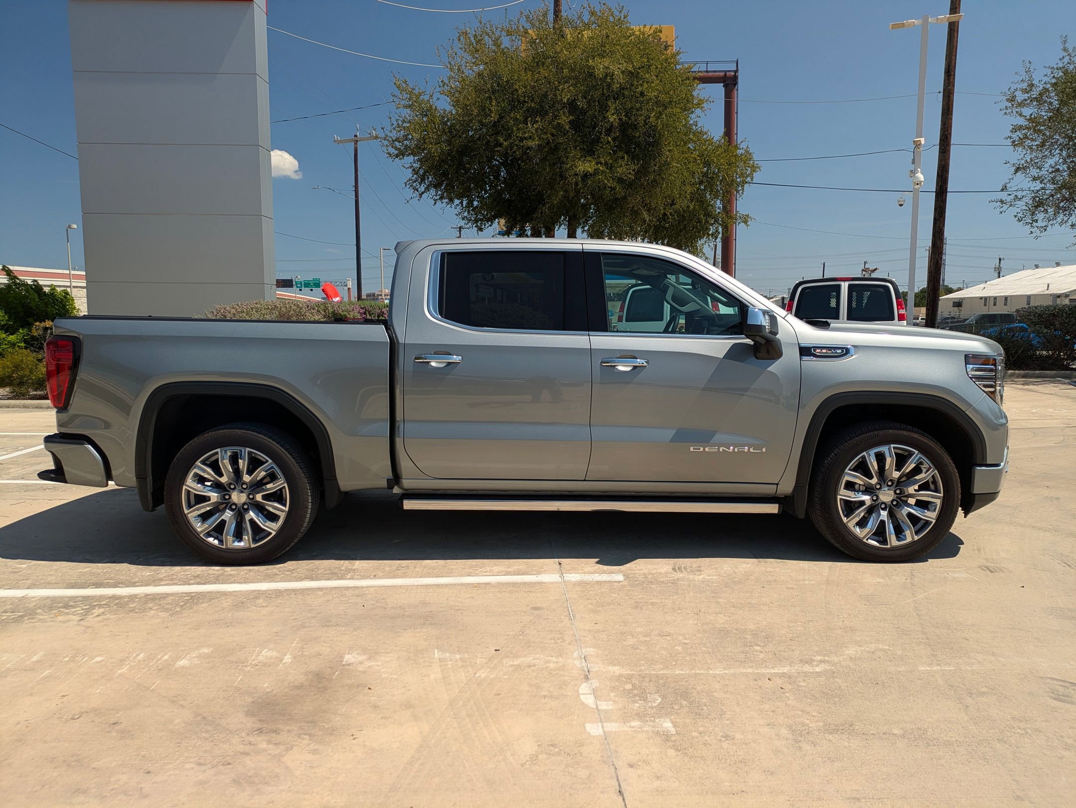 2024 Gmc Sierra 1500 Denali photo 7