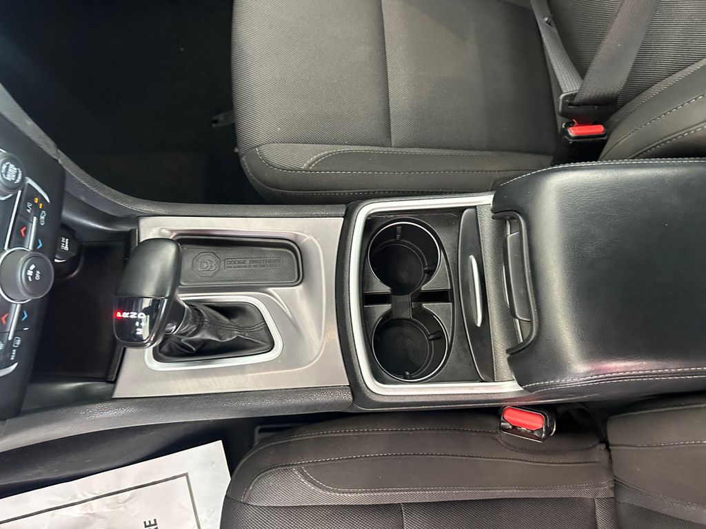 2022 Dodge Charger SXT photo 22