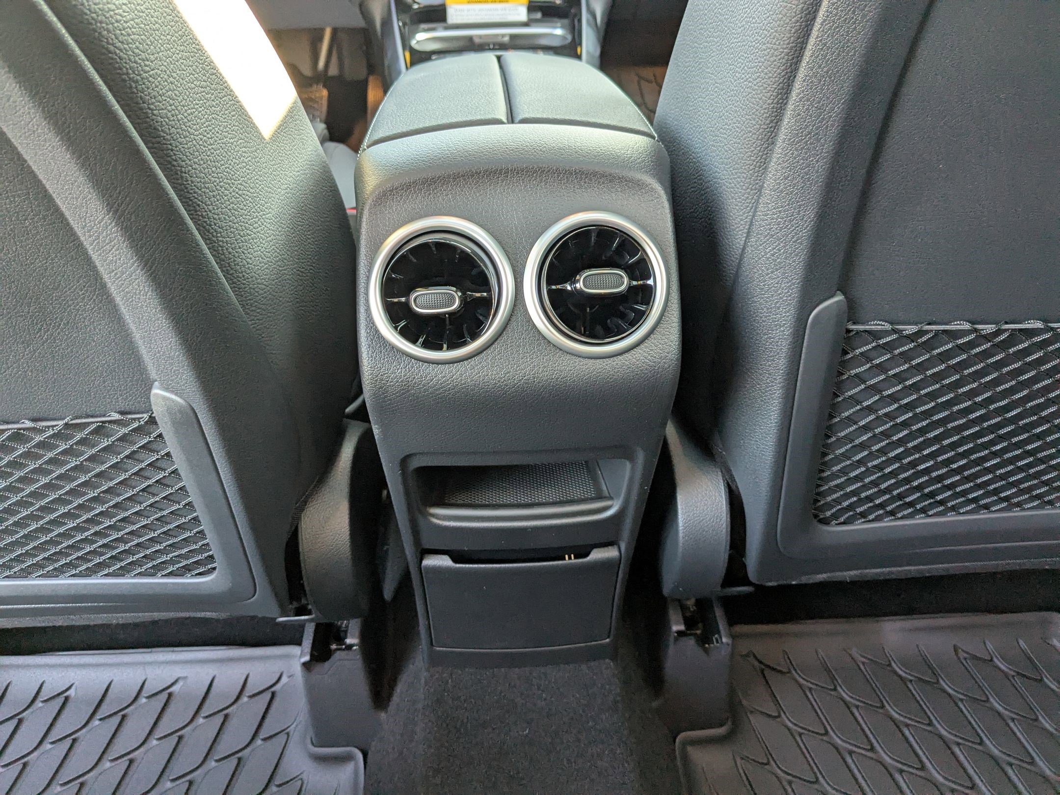 2026 Mercedes Benz GLA 250 4MATIC photo 24