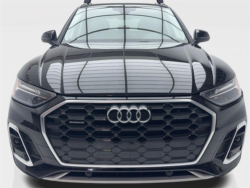 2022 Audi Q5 45 S line Premium photo 3