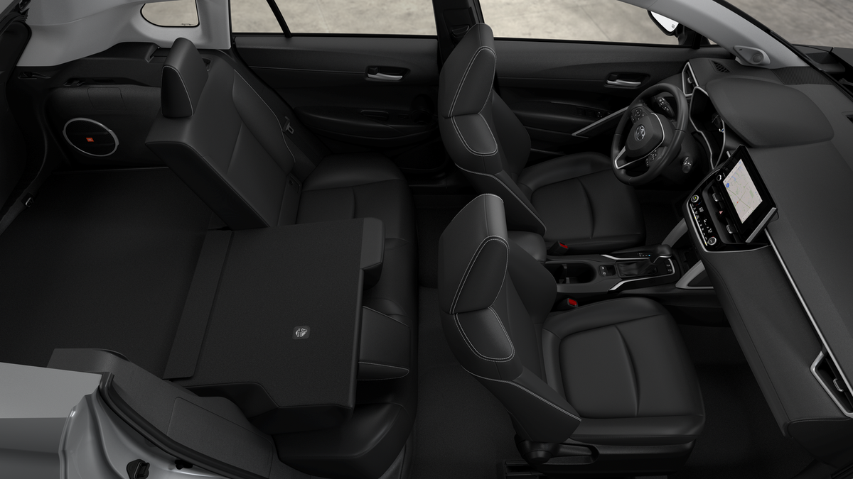 2025 Toyota Corolla Cross XLE photo 15